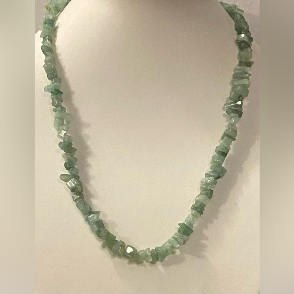 NEW Genuine Aventurine crystal chip necklace